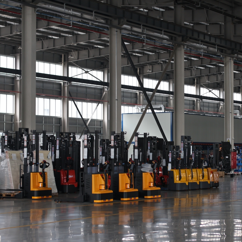 Market Insights and Selection Guide for Hand Pallet Trucks, Small Capacity Hand Lifters